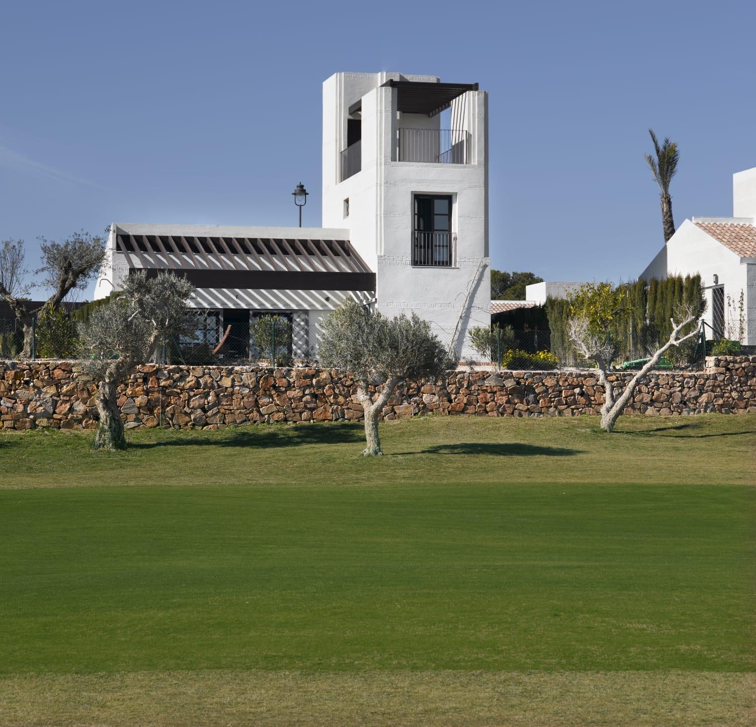 Elegantes villas independientes con piscina privada en Peraleja Golf Resort - Costa Cálida