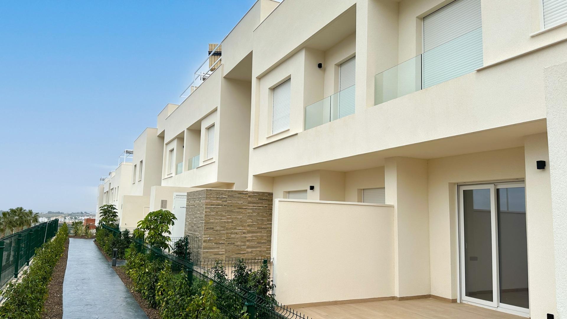 Bungalouri noi în La Finca Golf, Algorfa – Lux și natură pe Costa Blanca