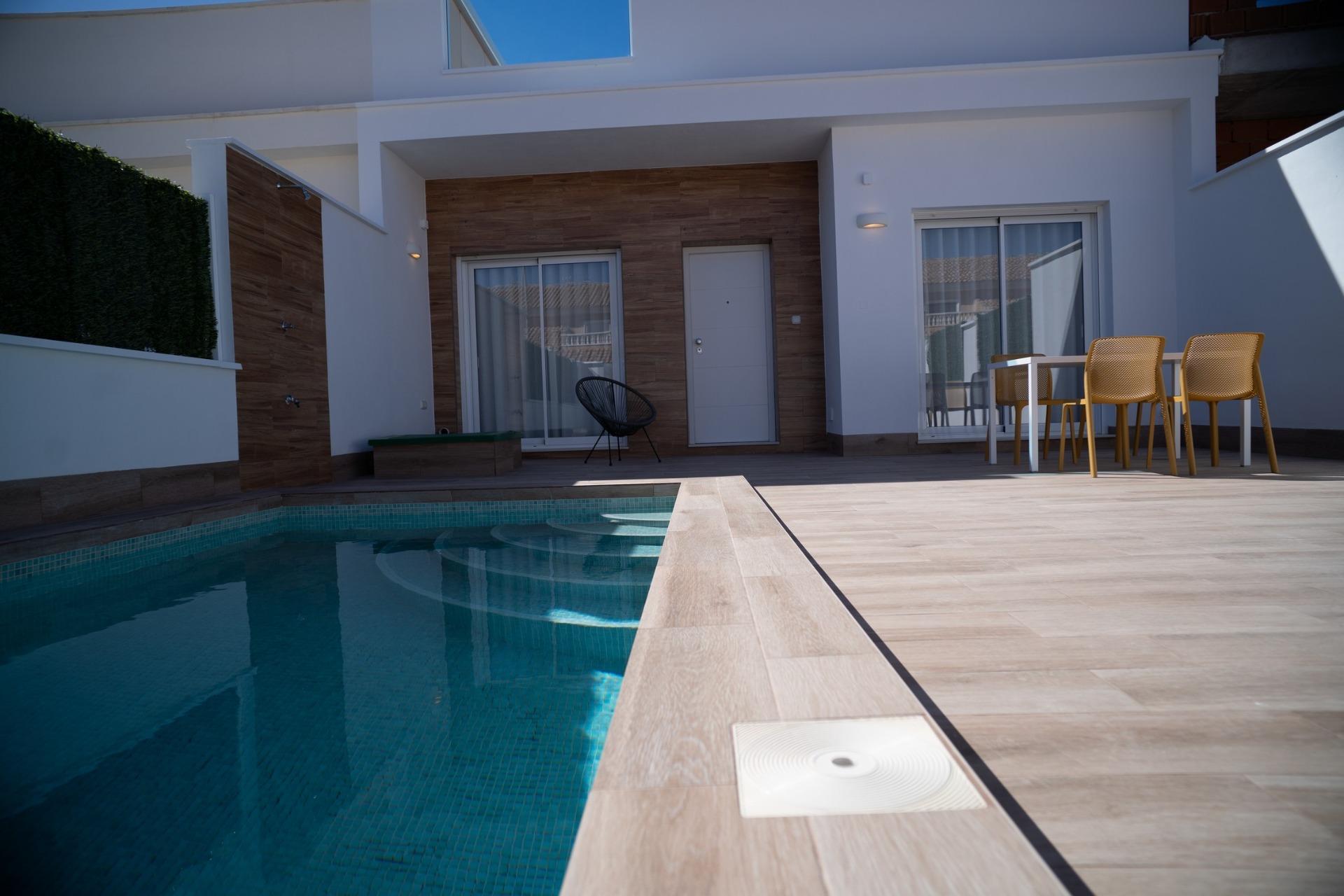 NEU GEBAUTE STADTHÄUSER IN SAN JAVIER