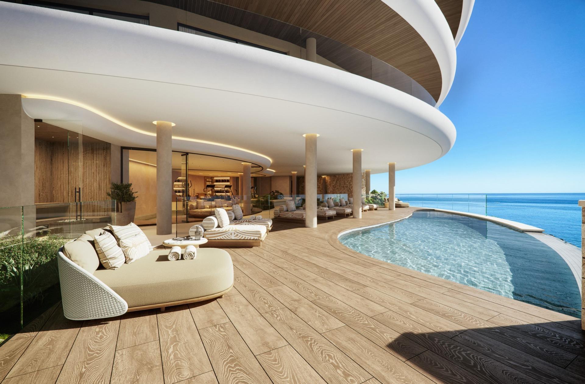 Apartamentos de lujo con vistas al mar a 100 m de la playa en Carvajal, Fuengirola