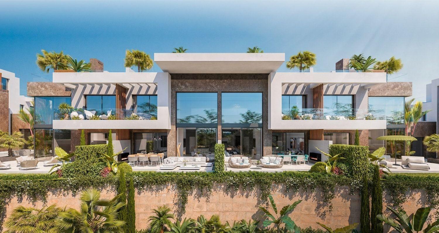 Luxuriöse neu gebaute Stadthäuser in Río Real, Marbella