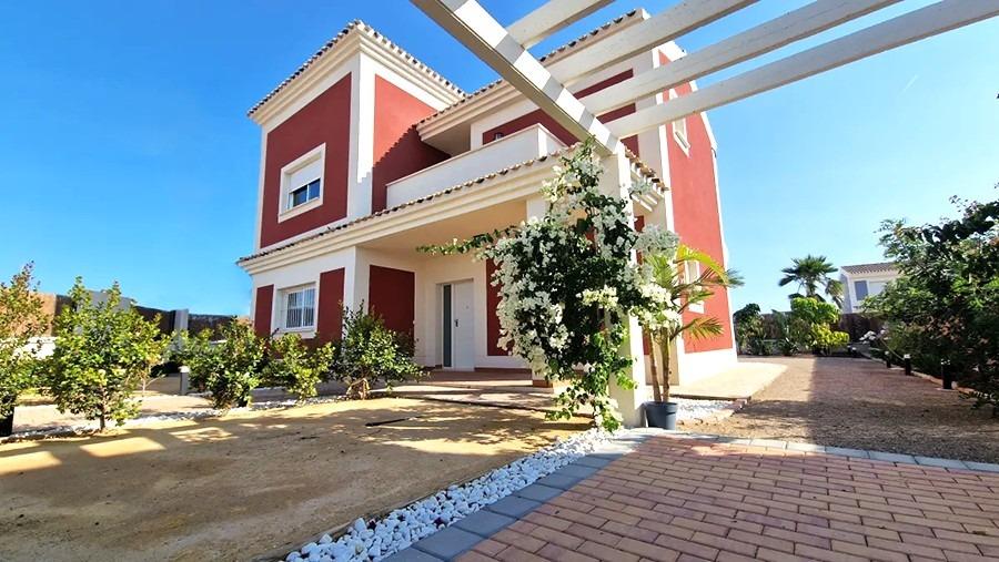 Villas neuves sur des terrains spacieux de plus de 500 m² à Lorca