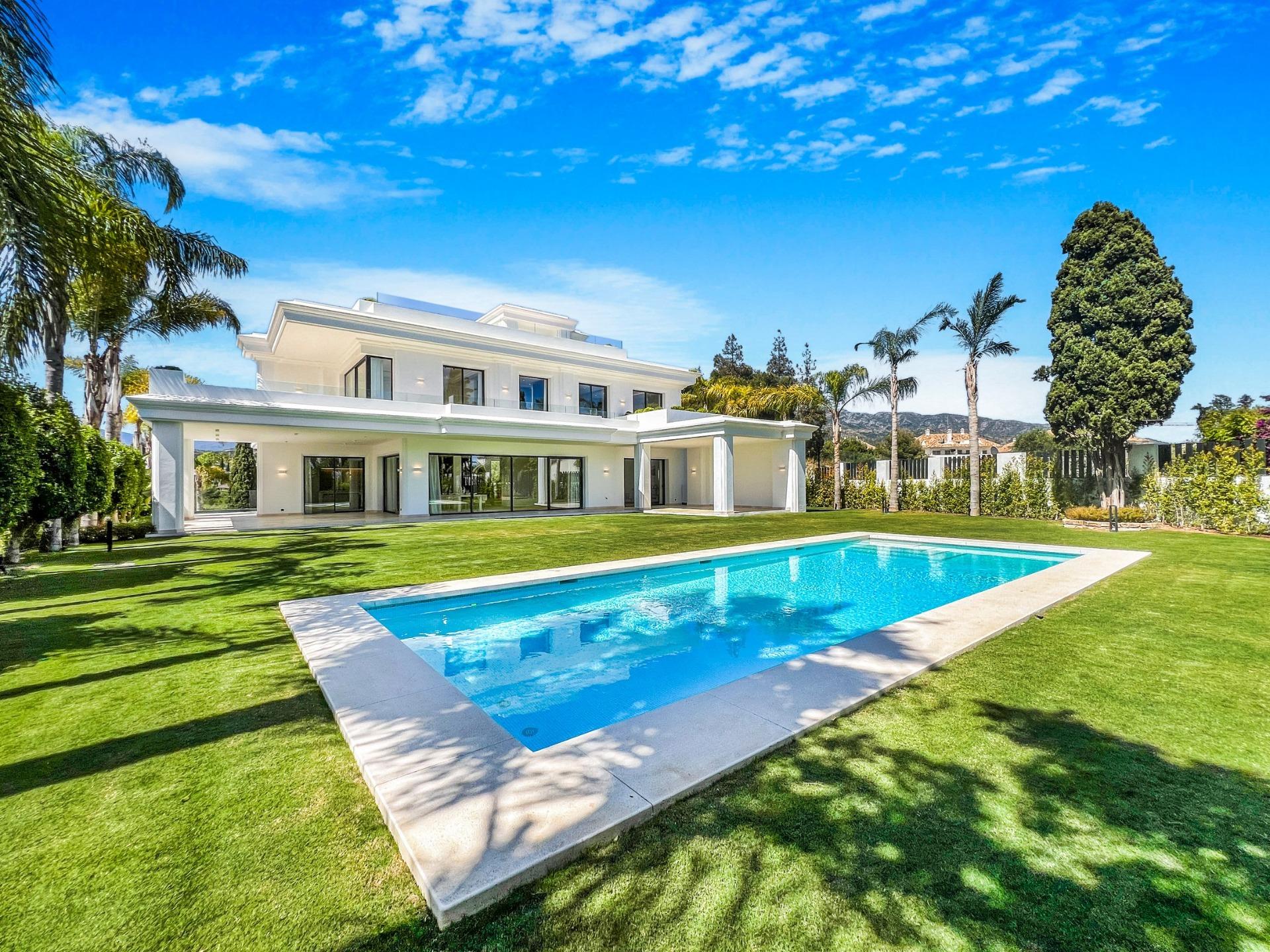 Vile de lux noi în Lomas de Marbella Club