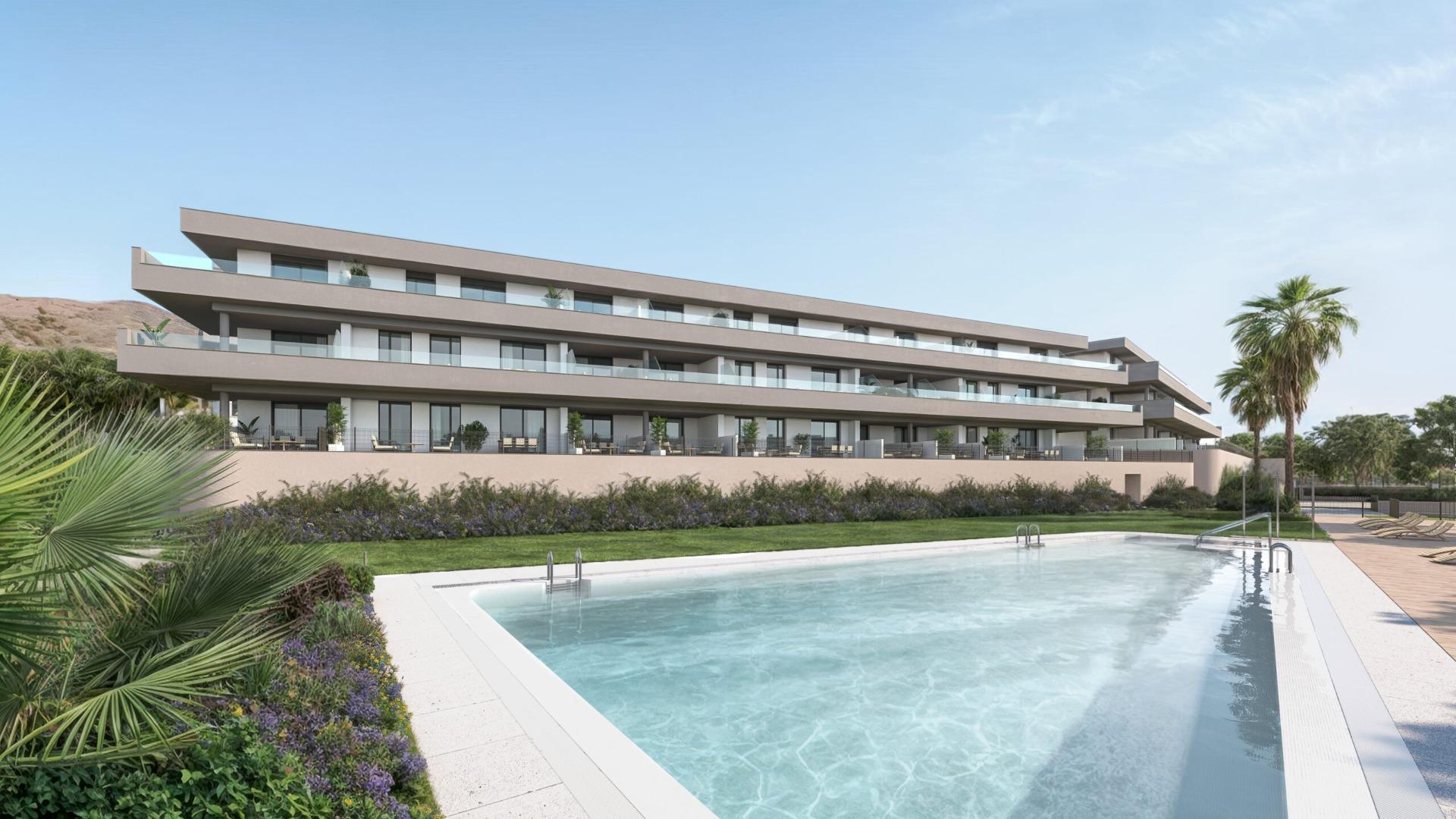 新建住宅综合体，邻近 Estepona