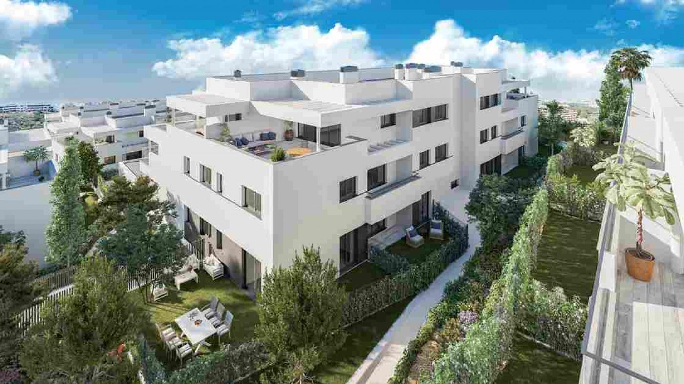 NEU GEBAUTE WOHNANLAGE IN CASARES
