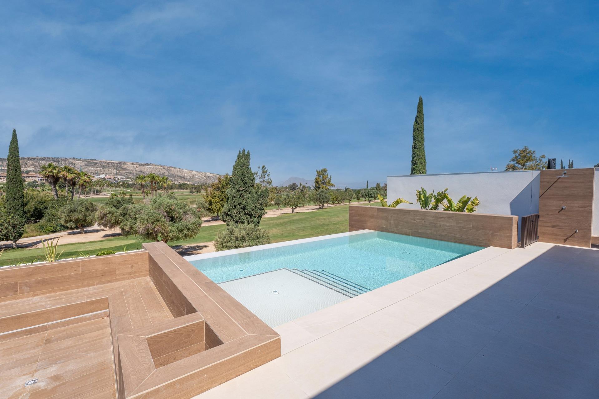 Exklusive, neu erbaute Villen in erster Reihe am Golfplatz im La Finca Golf Resort