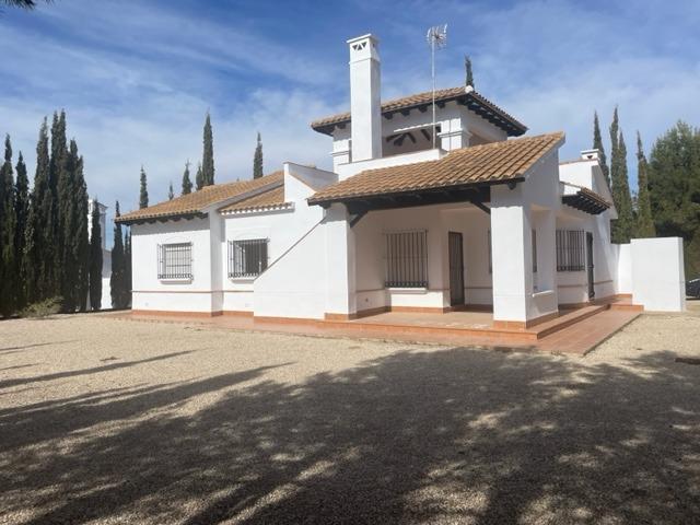 SCHLÜSSELFERTIGE VILLA IN FUENTE ALAMO, MURCIA