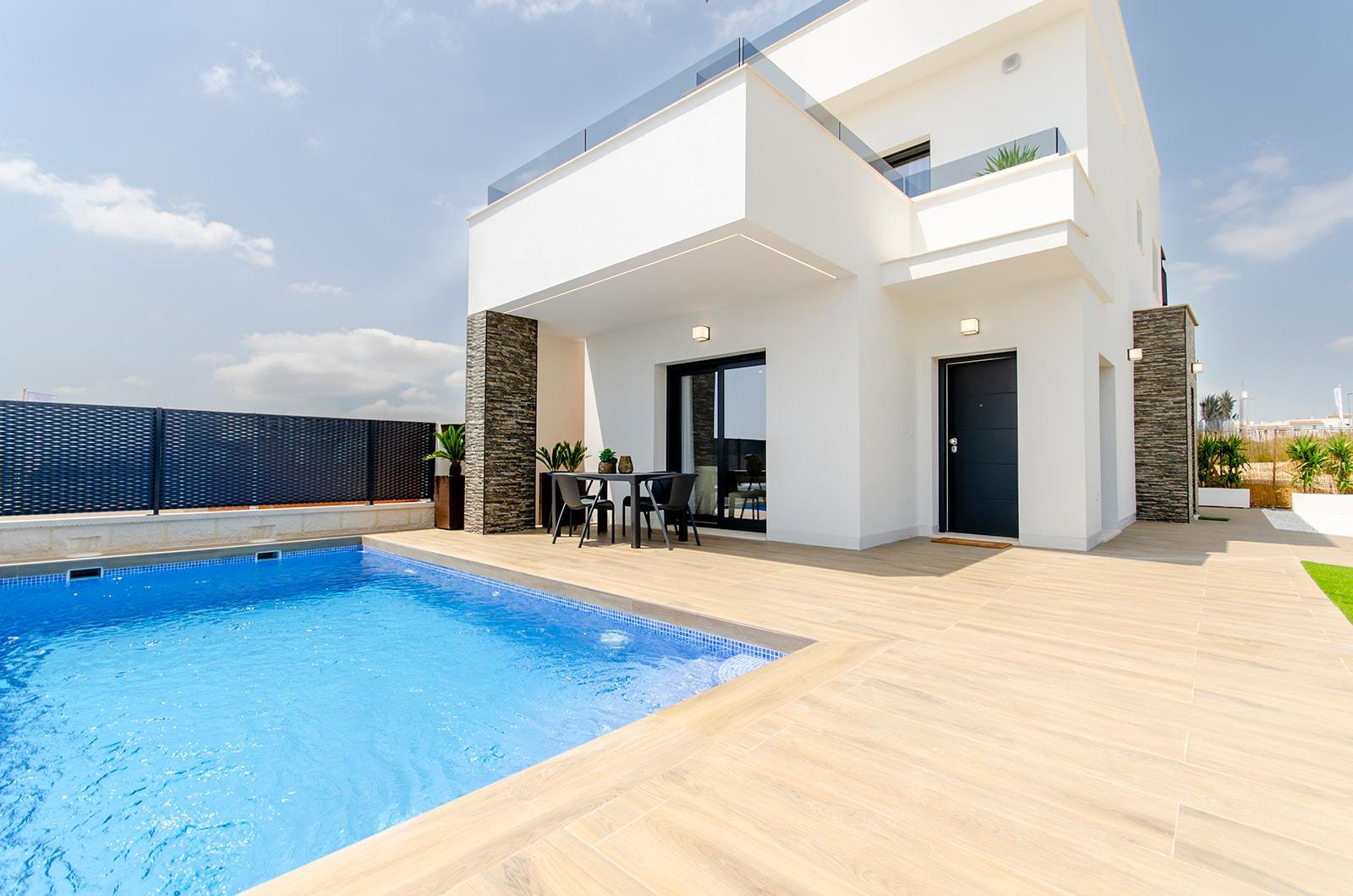 VILE NOI DE LUX ÎN VISTABELLA GOLF RESORT