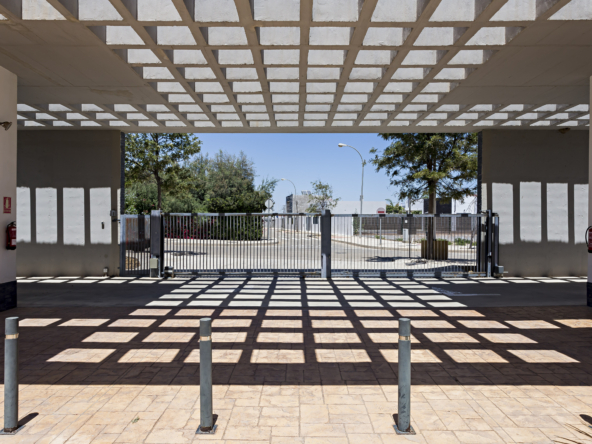 43. ACCESO URBANIZACION 3