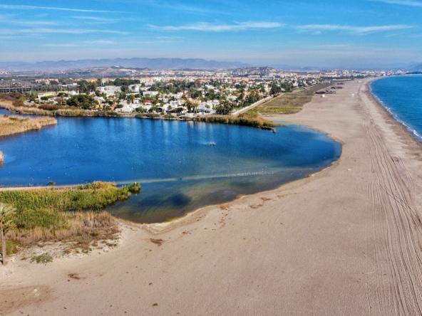 48. LAGUNA